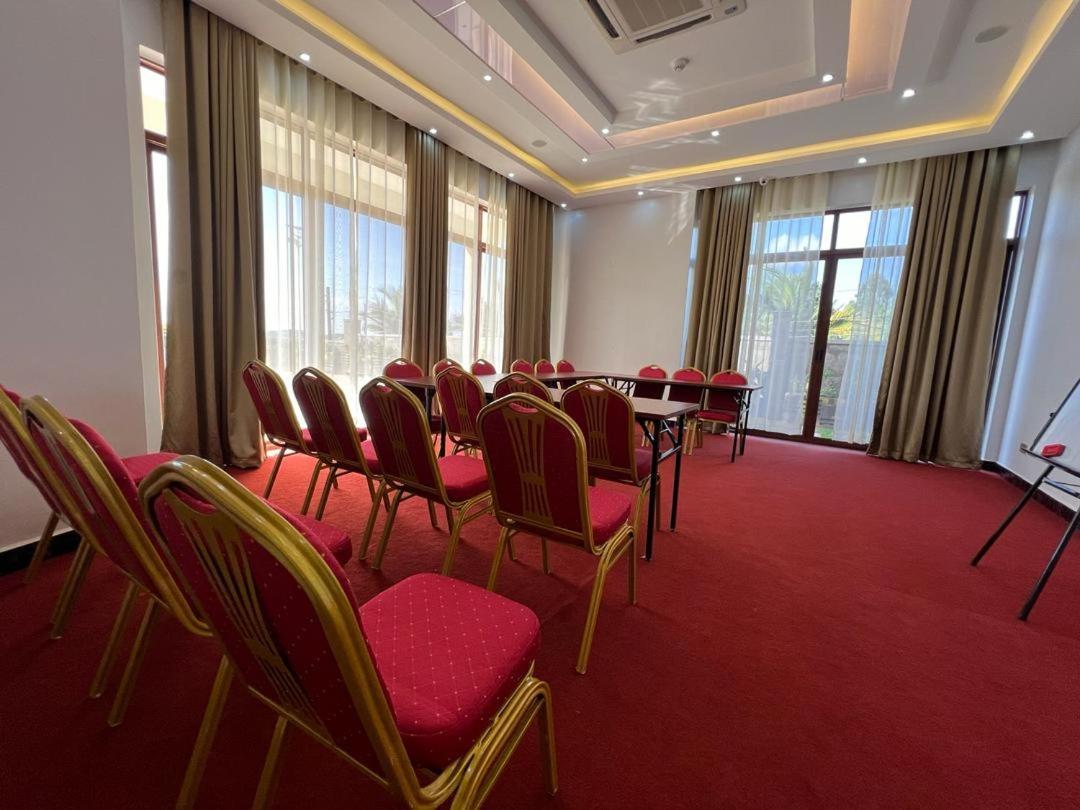 Precious Villas Lubowa Екстер'єр фото