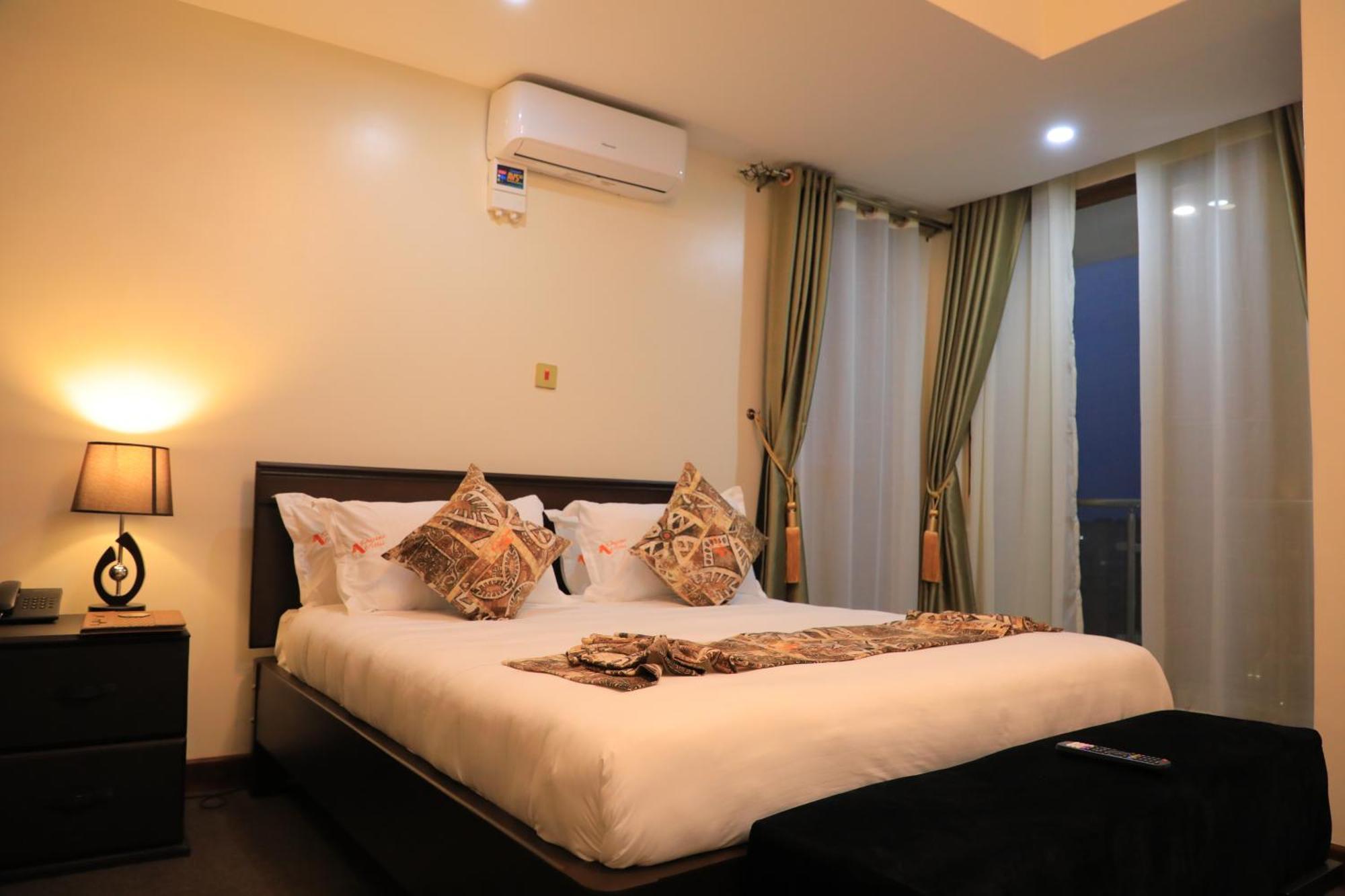 Precious Villas Lubowa Екстер'єр фото
